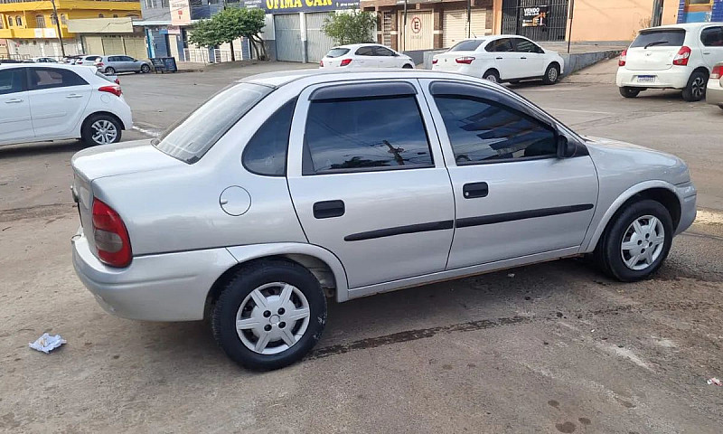 Chevrolet Corsa Supe...