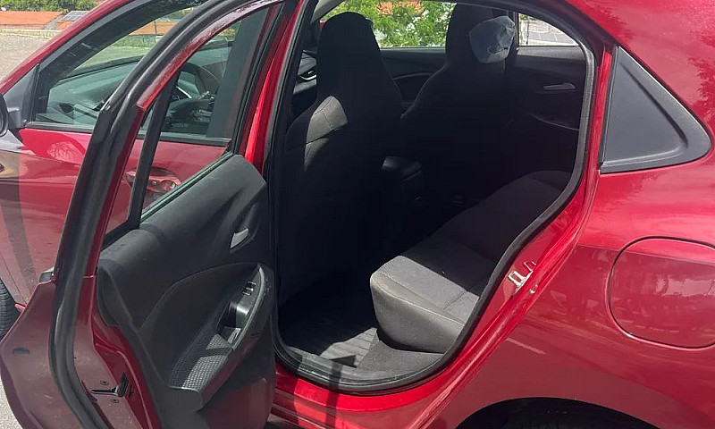 Chevrolet Onix Hatch...