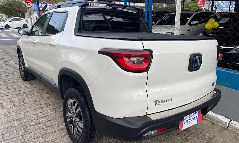 Fiat Toro Freedom 1....
