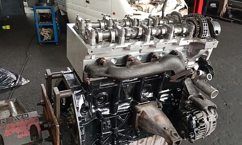 Mercedes-Benz Sprint...