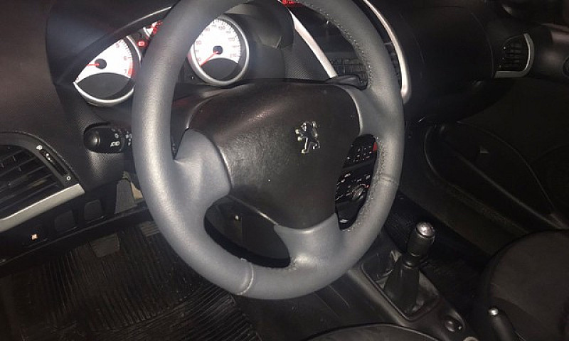 Peugeot 207 Xr Passi...