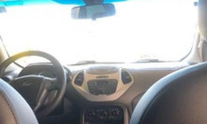 Ford Ka...