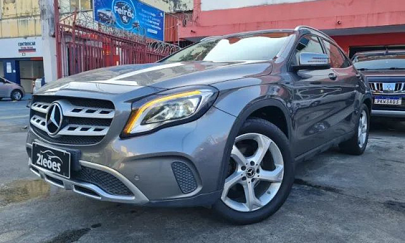 Merceds Benz Gla 200...