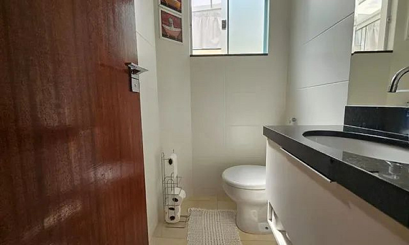 Casa Com 2 Dormitóri...