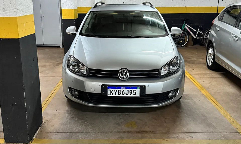 Volkswagen Jetta Var...