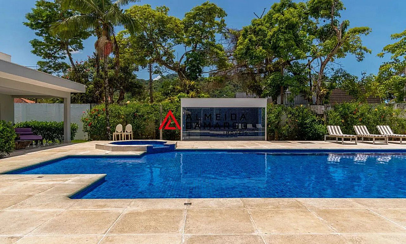 Casa De Condomínio, ...