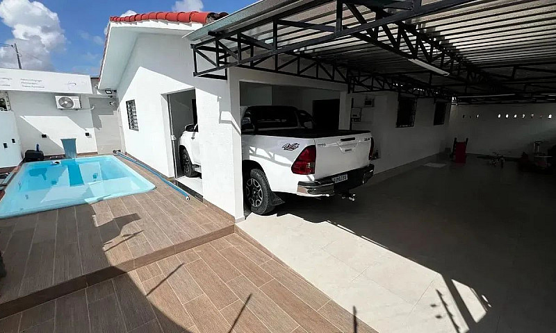 Alugo Casa 4 Qtos Em...