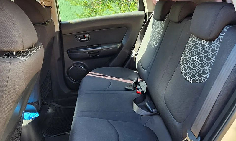Kia Motors Soul 1.6/...