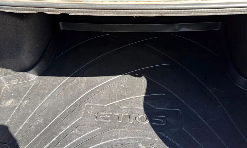 Toyota Etios X Sedan...