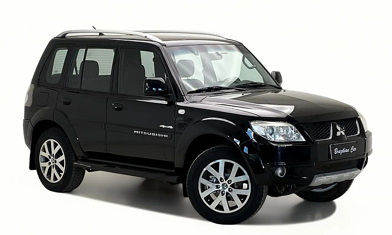 Mitsubishi Pajero Tr...