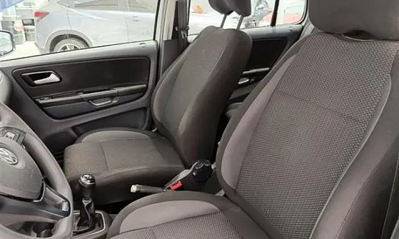 Volkswagen Fox Conne...