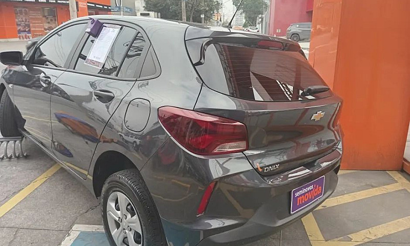 Chevrolet Onix Hatch...