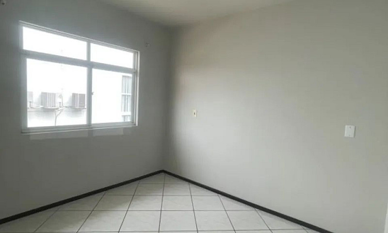 Casa Residencial Com...