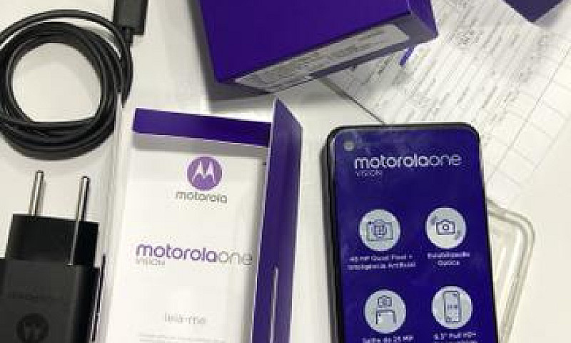 Motorola Moto One Vi...