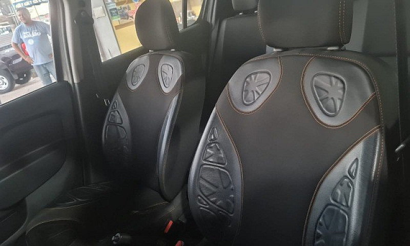 Renault Sandero Step...