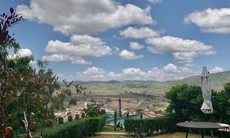 Casa 4 Quartos 3 Suí...