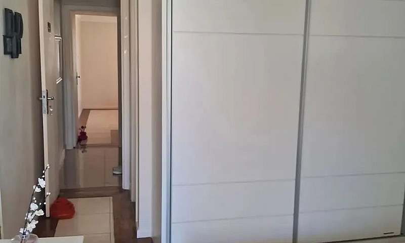 Village De 3/4, Send...