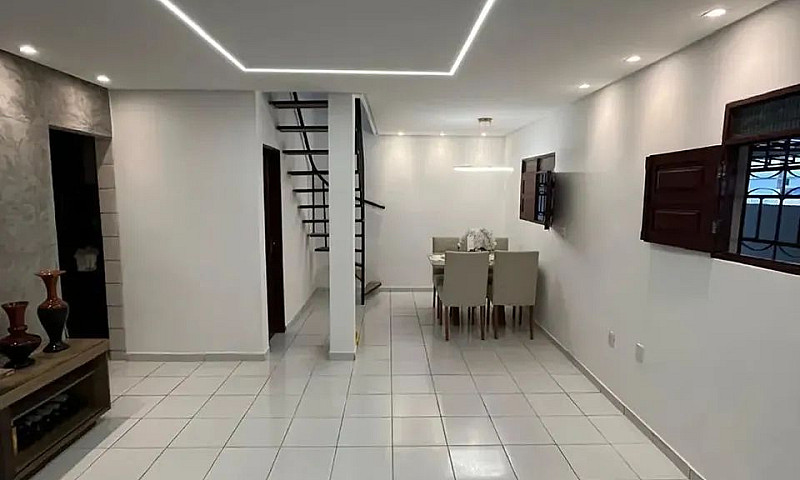 Alugo Casa 4 Qtos Em...