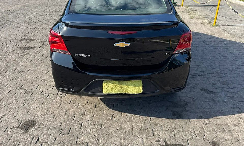 Chevrolet Prisma Sed...