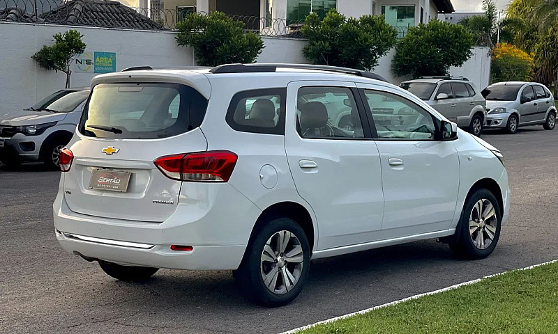 Chevrolet Spin Premi...