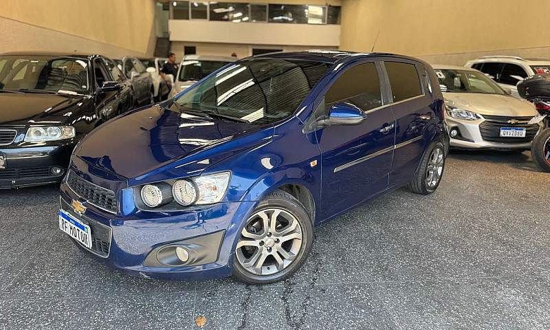 Chevrolet Sonic Hb L...