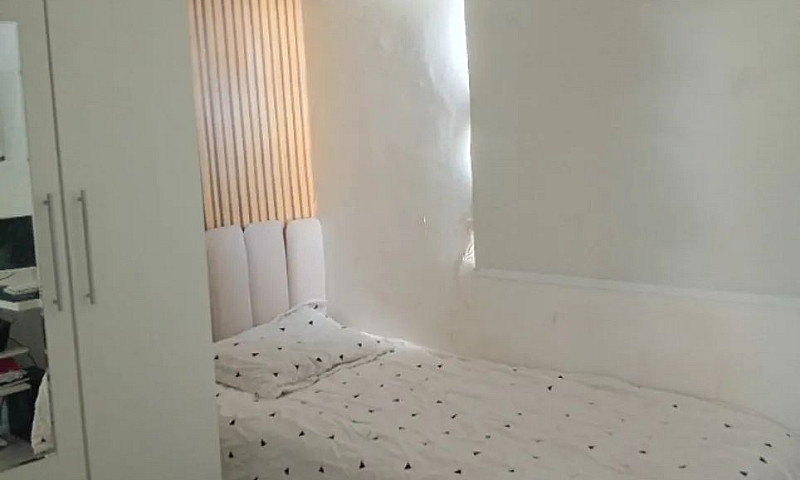 Apartamento Del Cast...