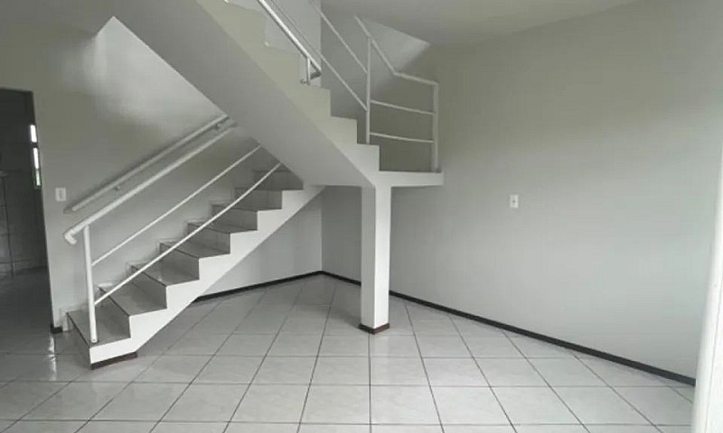 Casa Residencial Com...