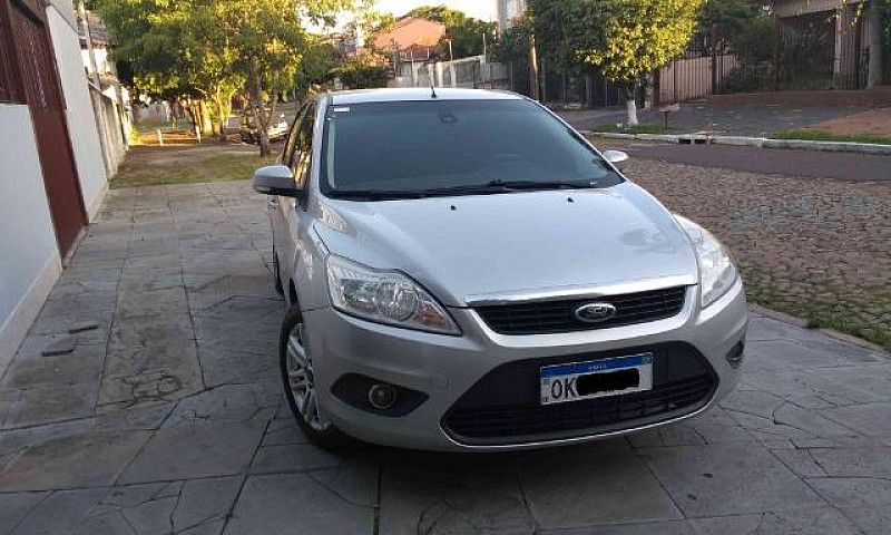 Ford Focus Muito Nov...