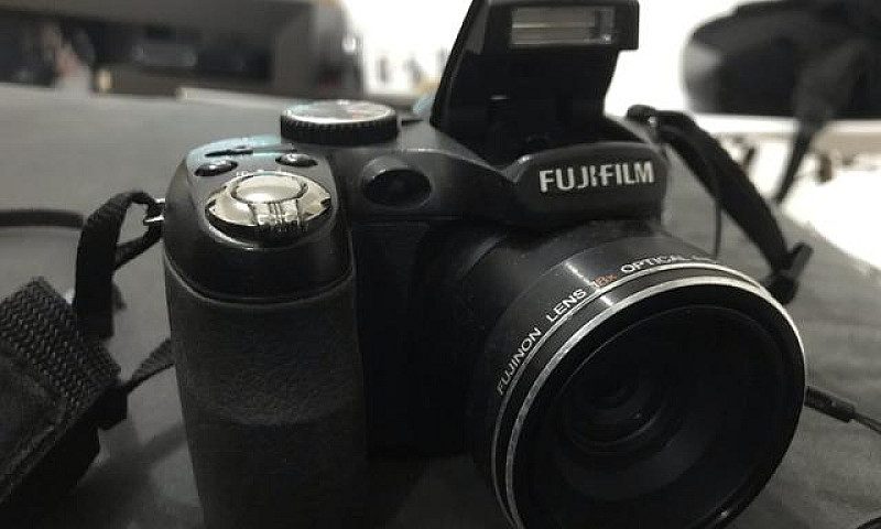 Câmera Fujifilm Fine...
