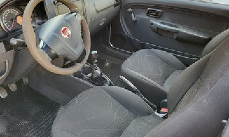 Fiat Strada Working...