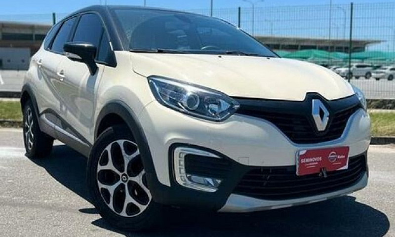 Captur Intense...