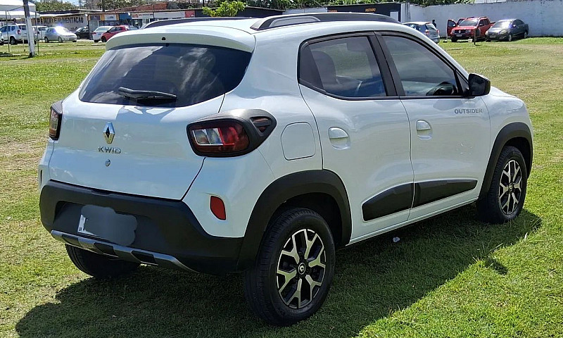Kwid Outsider 2023...