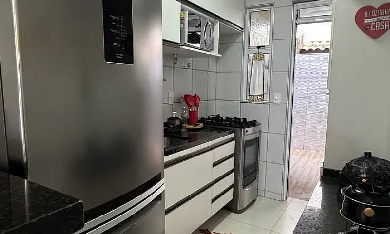 Casa Em Condomínio M...