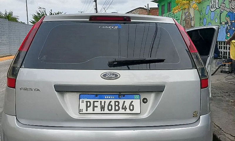 Ford Fiesta 1.0 8V F...