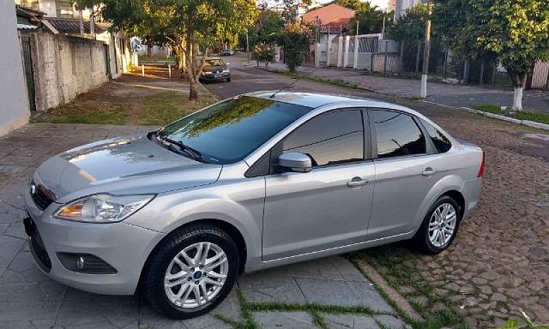 Ford Focus Muito Nov...