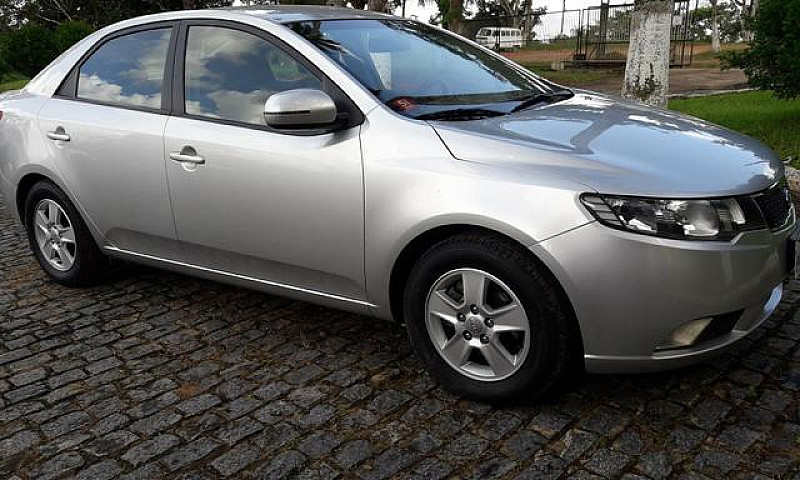 Cerato 2013 Extra...