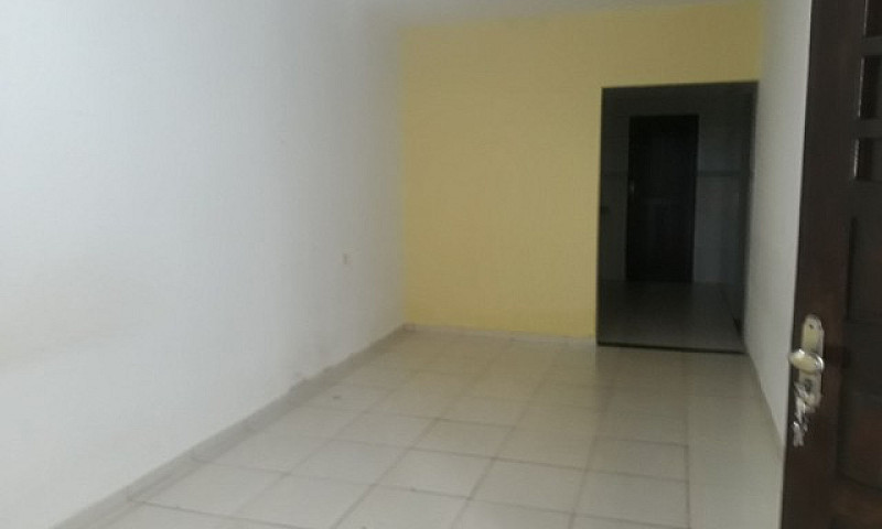 Vende .Se Uma Casa N...