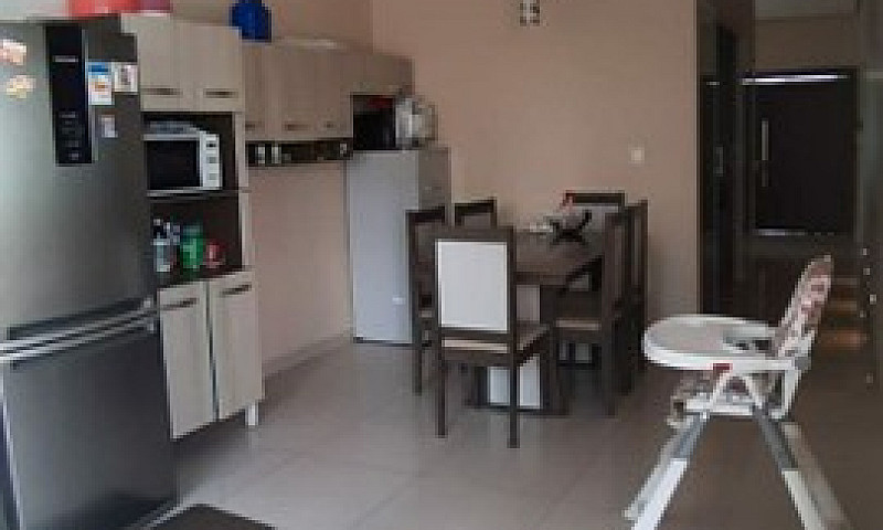 Casa Em Condomínio F...