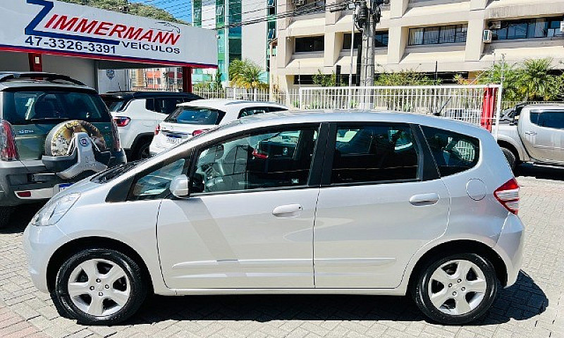 Honda Fit 2011 Lxl 1...