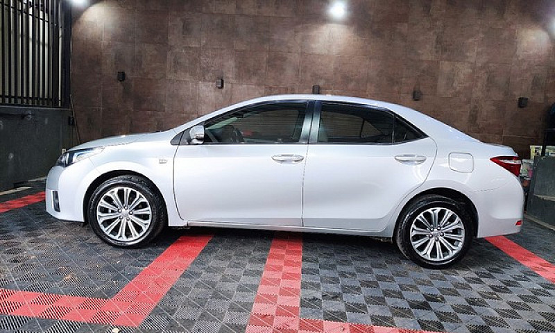 Corolla Gli Maís Nov...