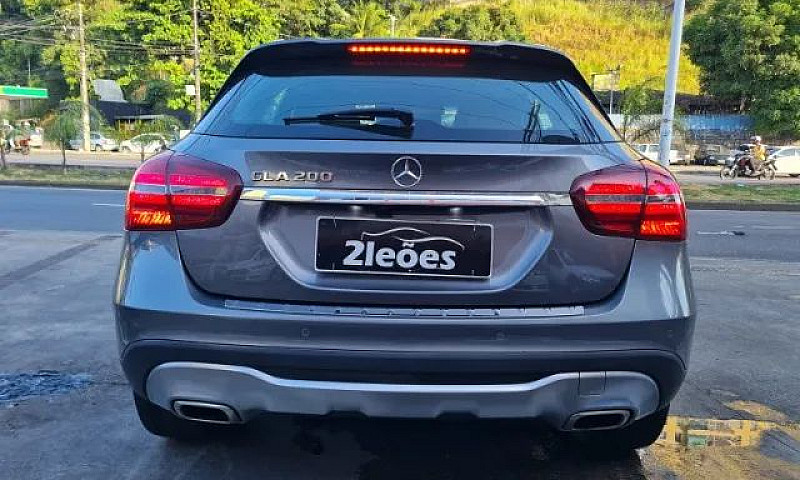 Merceds Benz Gla 200...
