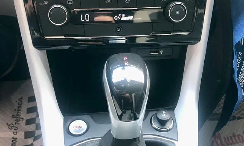 Volkswagen T-Cross H...