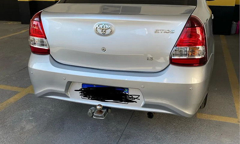 Toyota Etios X Plus ...
