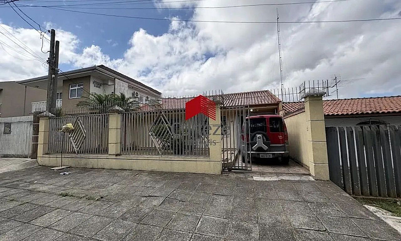 Casa Com 205M² 5 Qua...