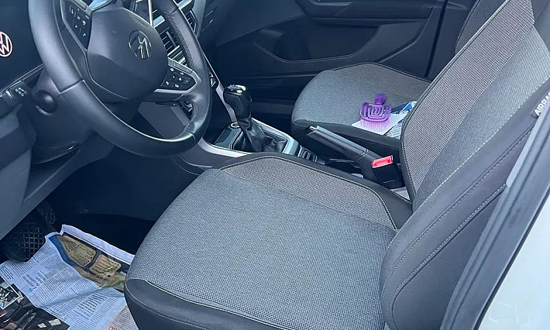 Volkswagen T-Cross 1...