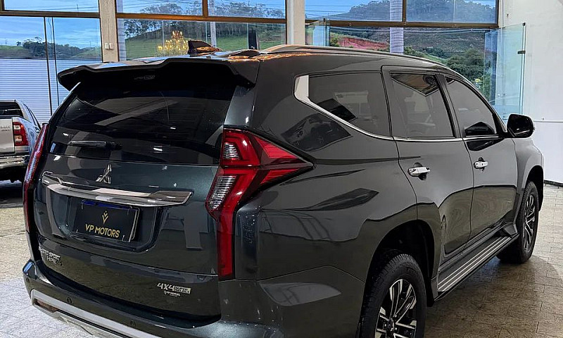 Mitsubishi Pajero Sp...