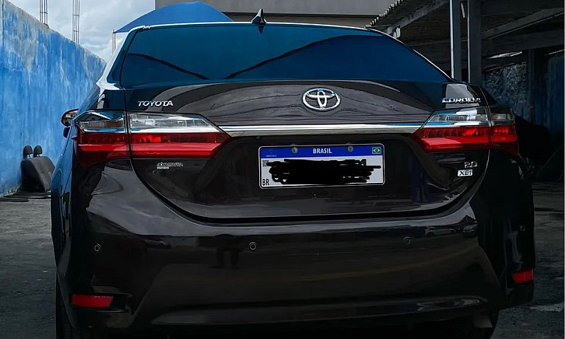 Toyota Corolla Xei 2...