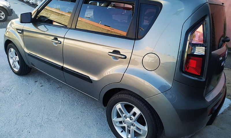 Kia Motors Soul 1.6/...