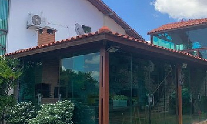 Casa 4 Quartos 3 Suí...