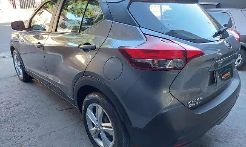 Nissan Kicks S Direc...